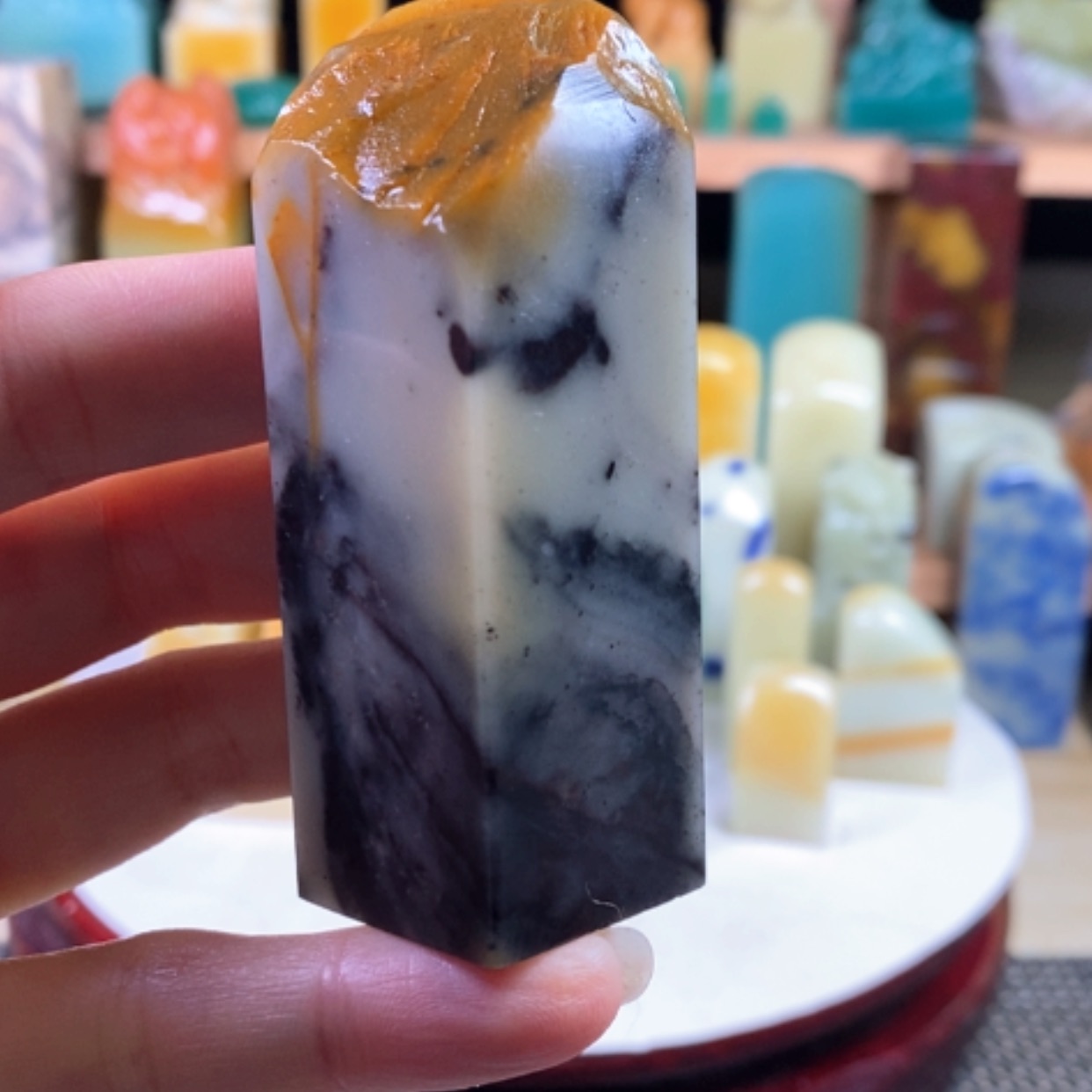 【闪购商品】青田石封门紫檀带皮菜花黄……