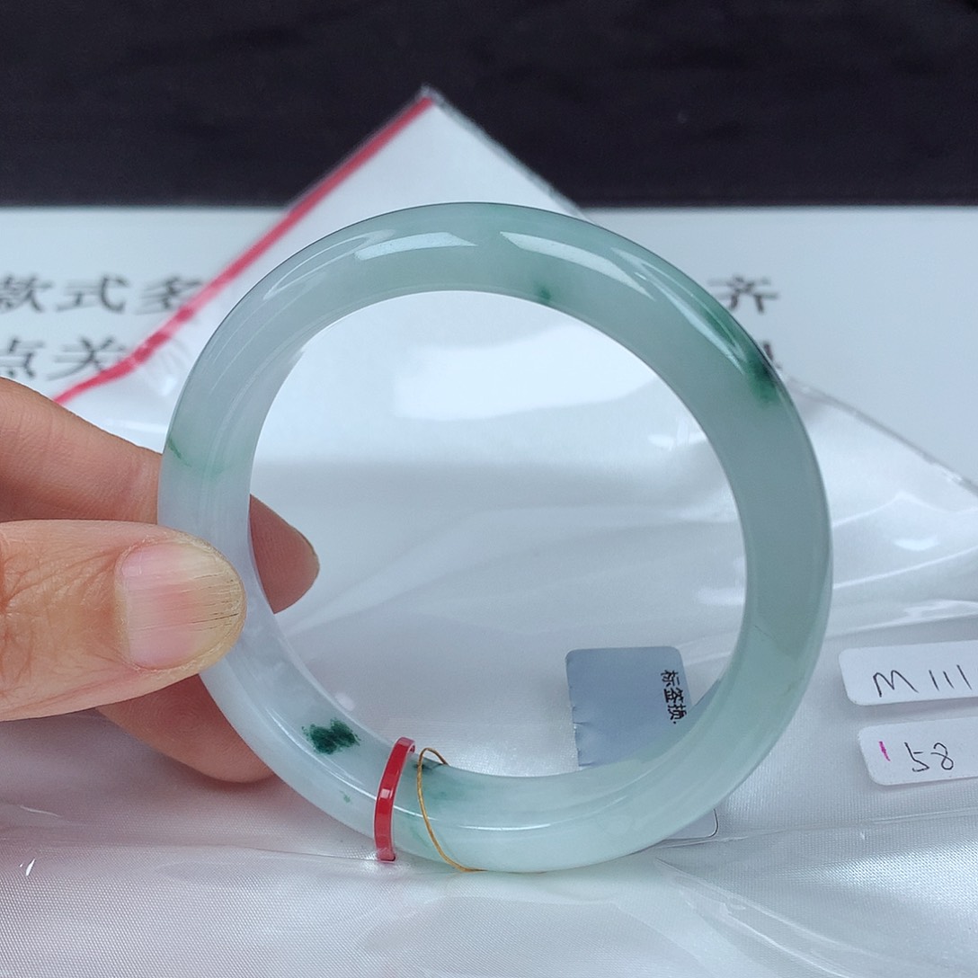 翡翠手镯未镶嵌58圈1987