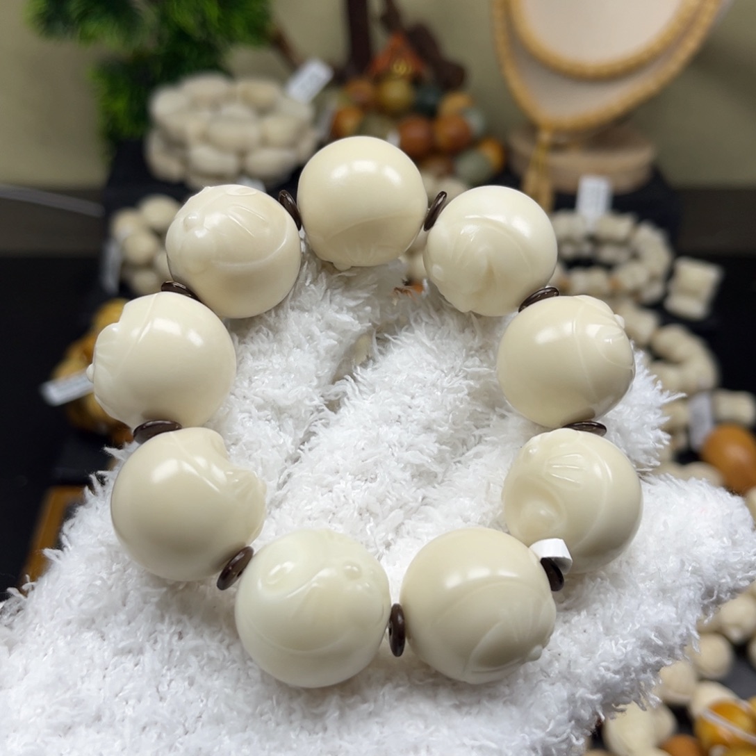 菩提根/象牙果吊坠1:24.37机器猫