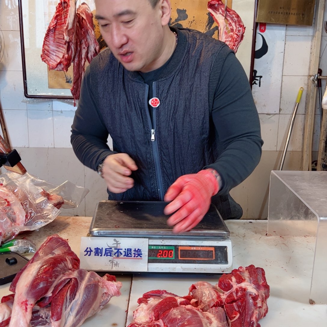 1年中国大陆包装226牛腱子