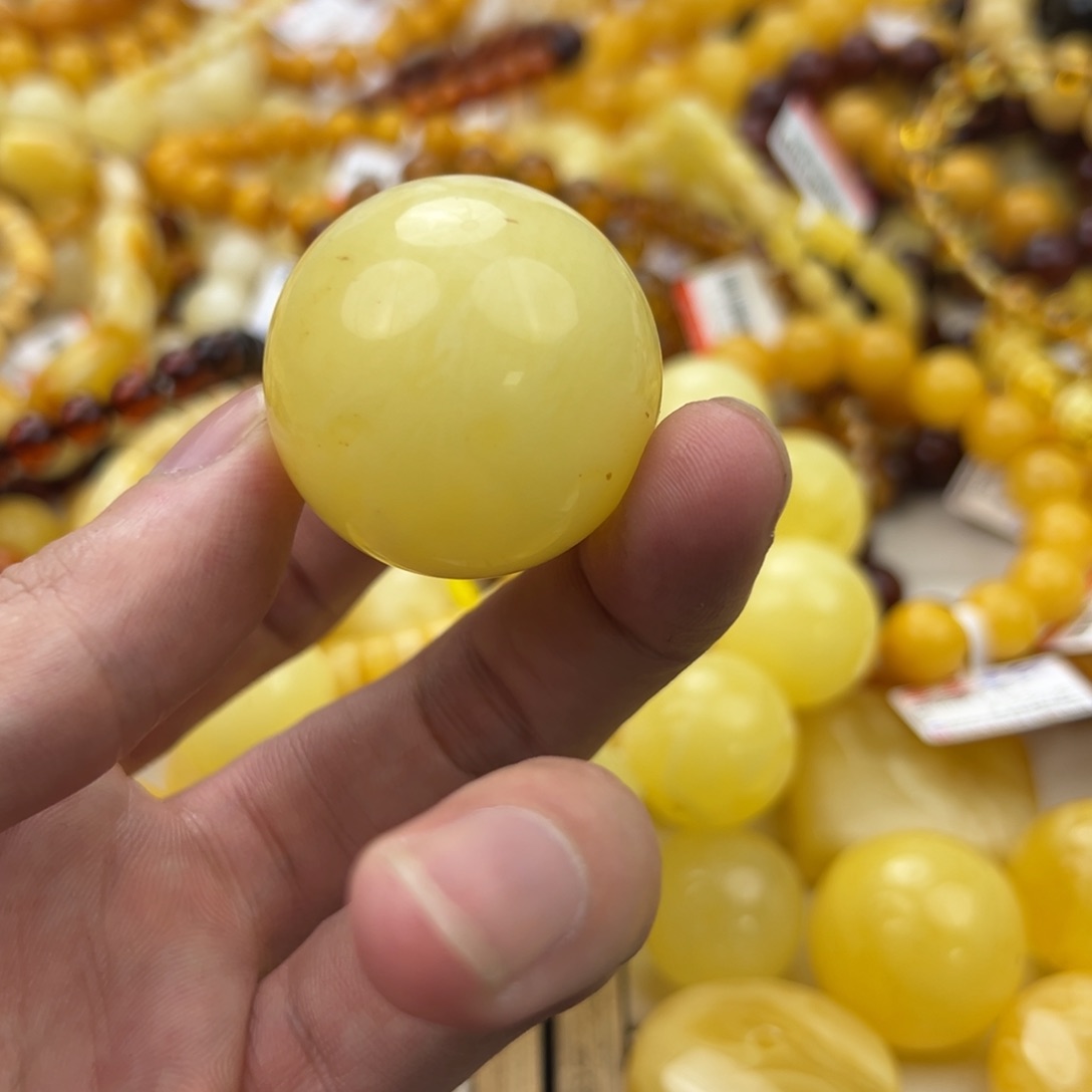 琥珀珠宝奇石未镶嵌