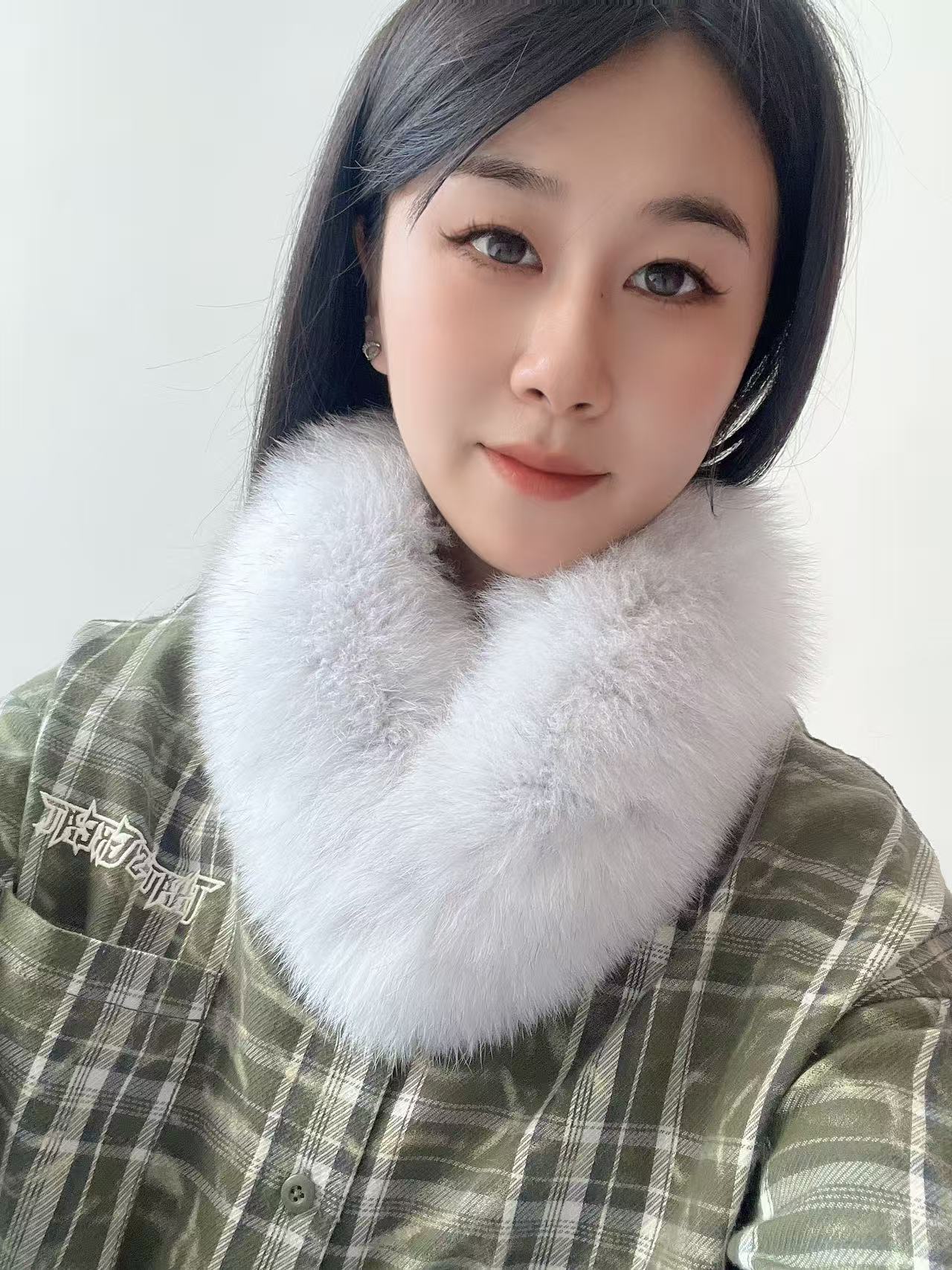 张元英同款狐狸毛双面毛内獭兔毛短款磁吸扣V字真毛领围脖围巾