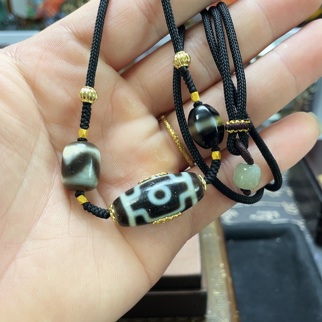 玛瑙/玉髓未镶嵌多样性发一条