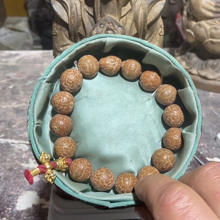 滴血莲花菩提吊坠