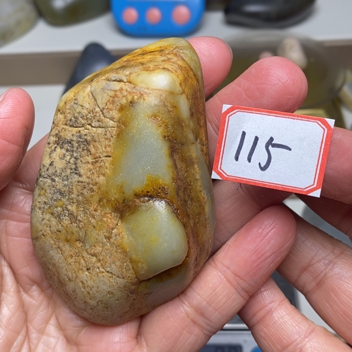 未镶嵌和田玉把件115