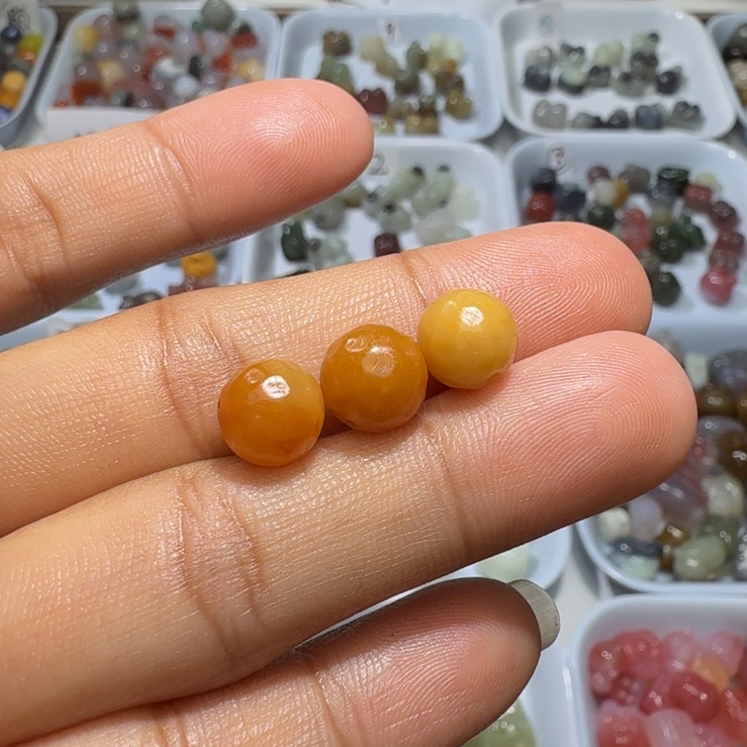 和田玉未镶嵌珠宝奇石