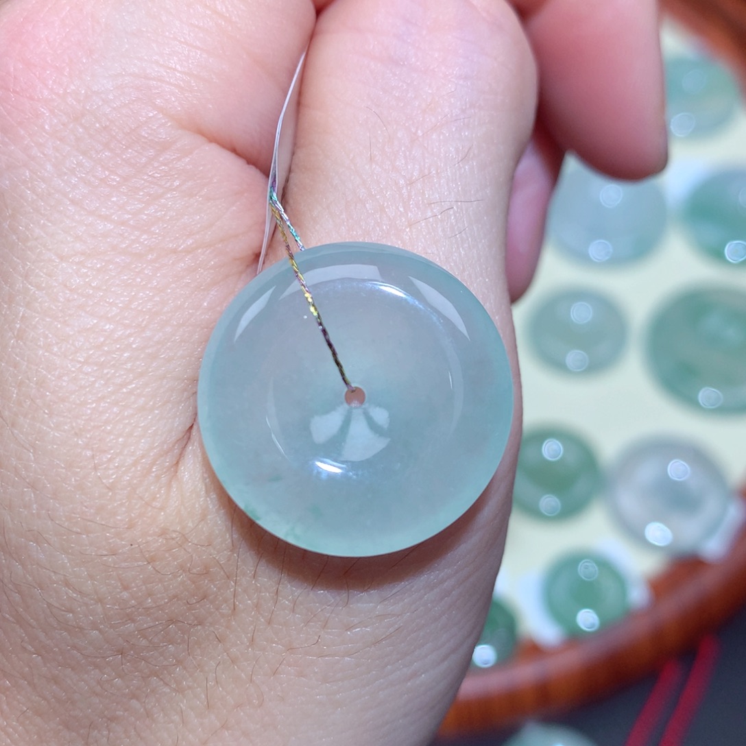 翡翠未镶嵌颈饰翡翠吊坠4