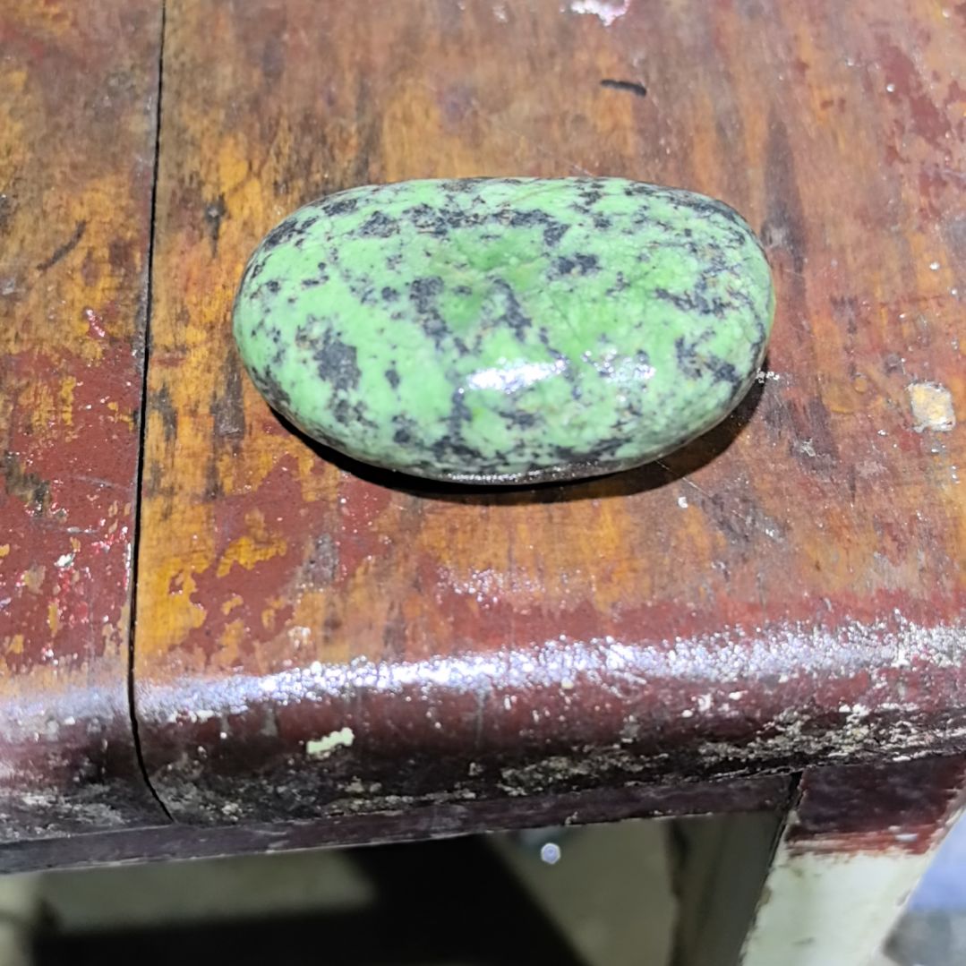 请***姐藏玉药王石原石一个摆件