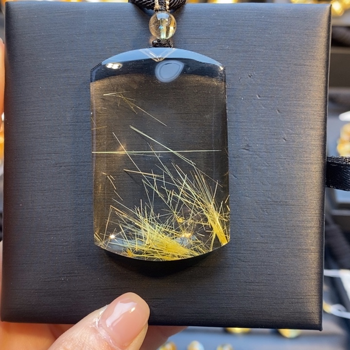 颈饰未镶嵌发晶金发晶平安无事牌吊坠