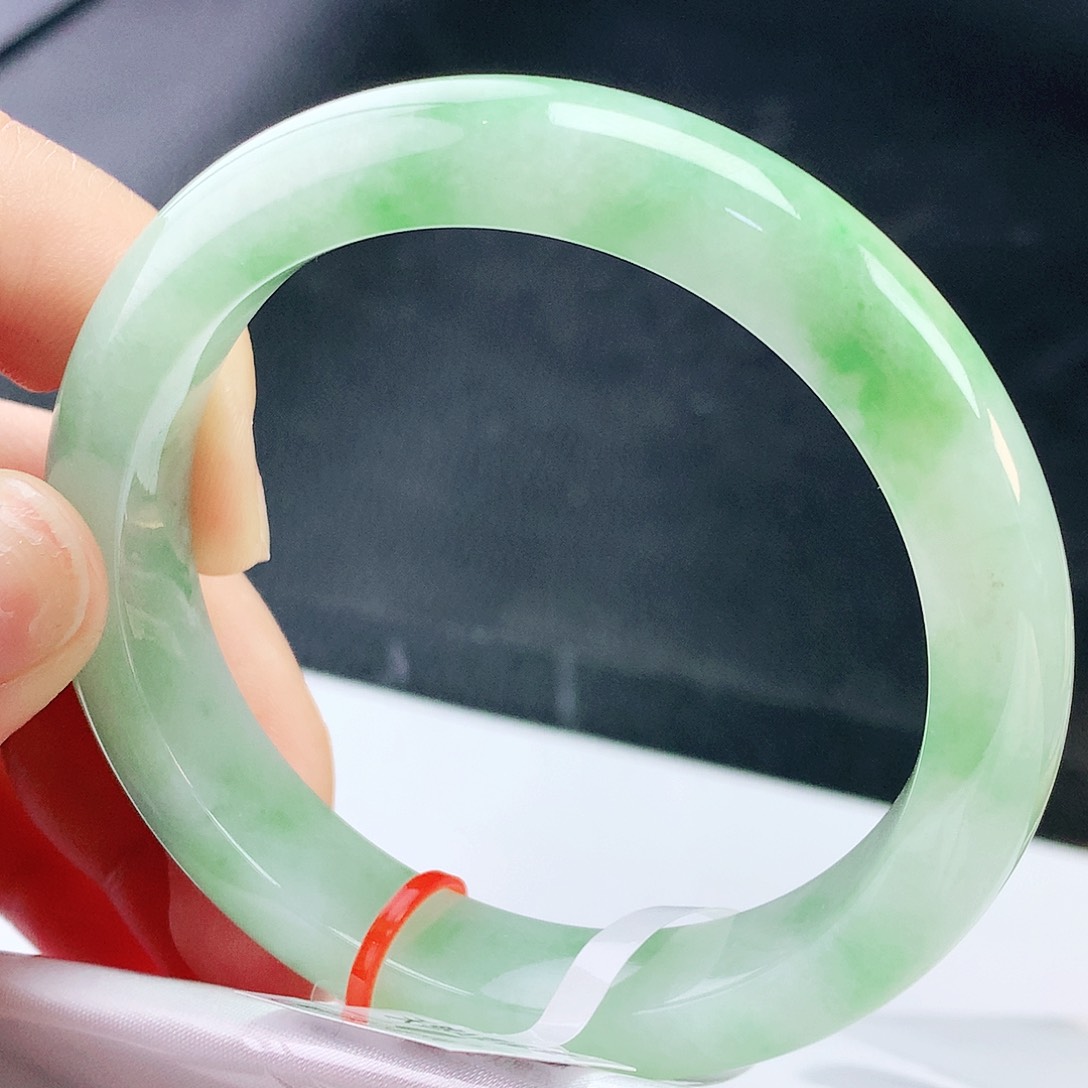 未镶嵌手镯翡翠56圈