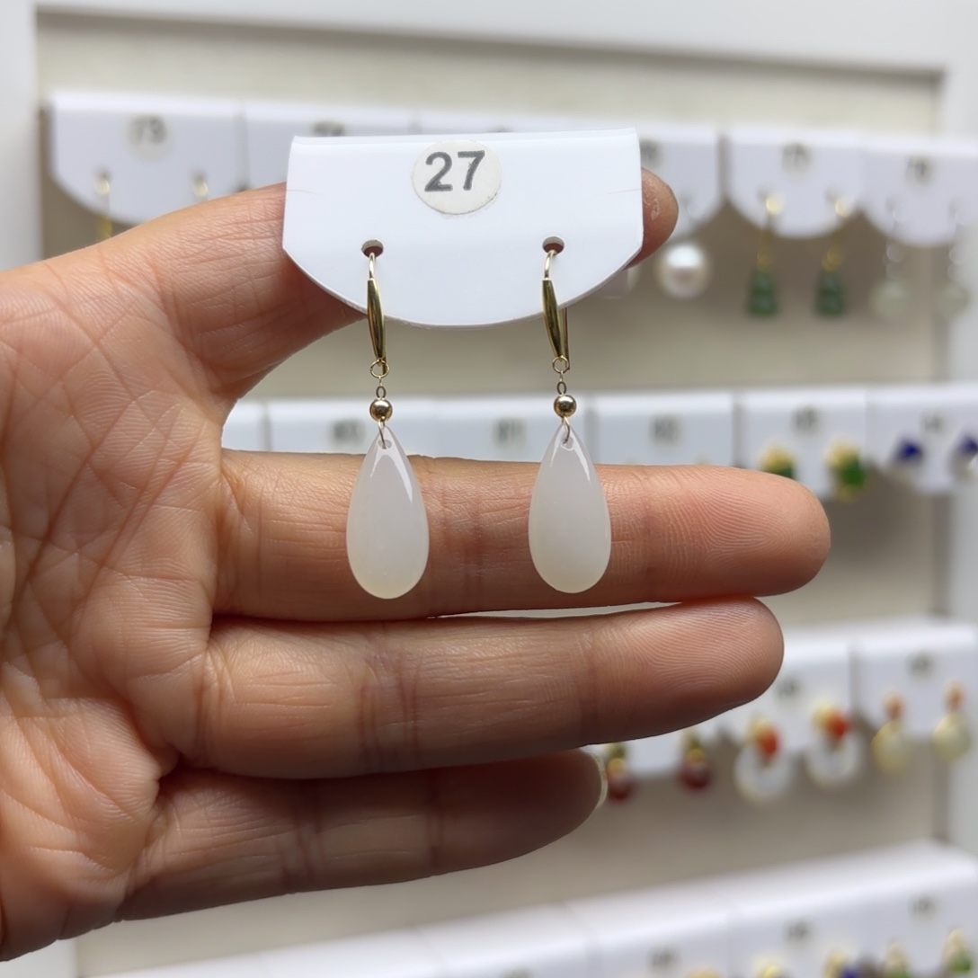 和田玉18K金镶嵌耳饰