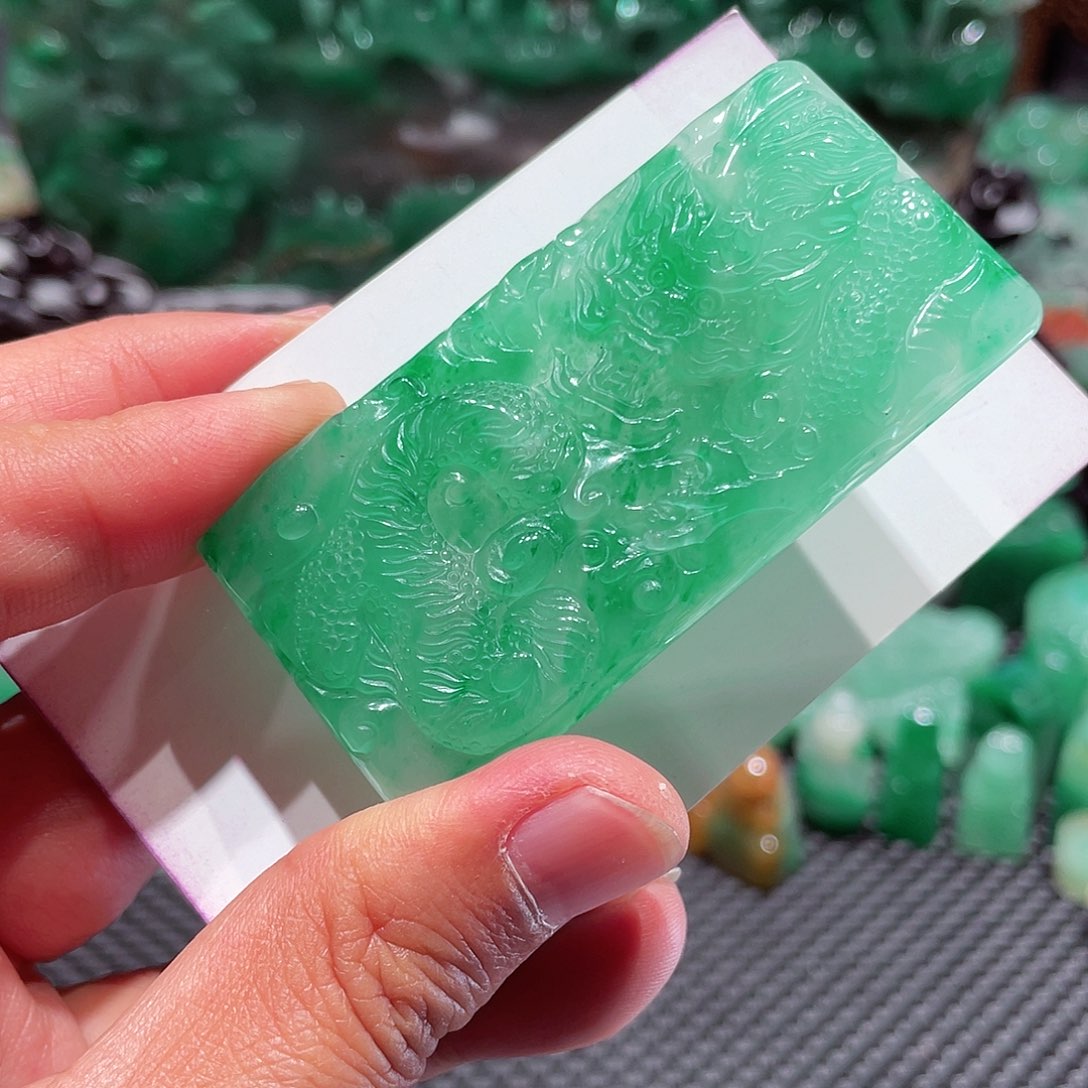 石英质玉颈饰未镶嵌