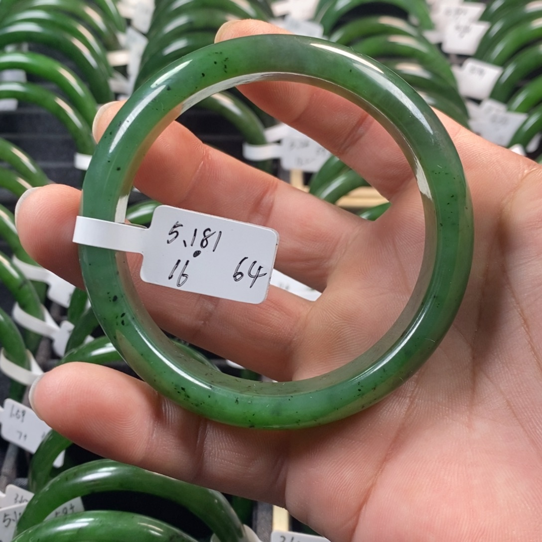 和田玉（碧玉）未镶嵌手镯微瑕64宽版