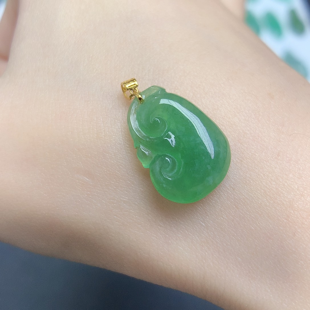 翡翠颈饰18K金镶嵌8888888888888888