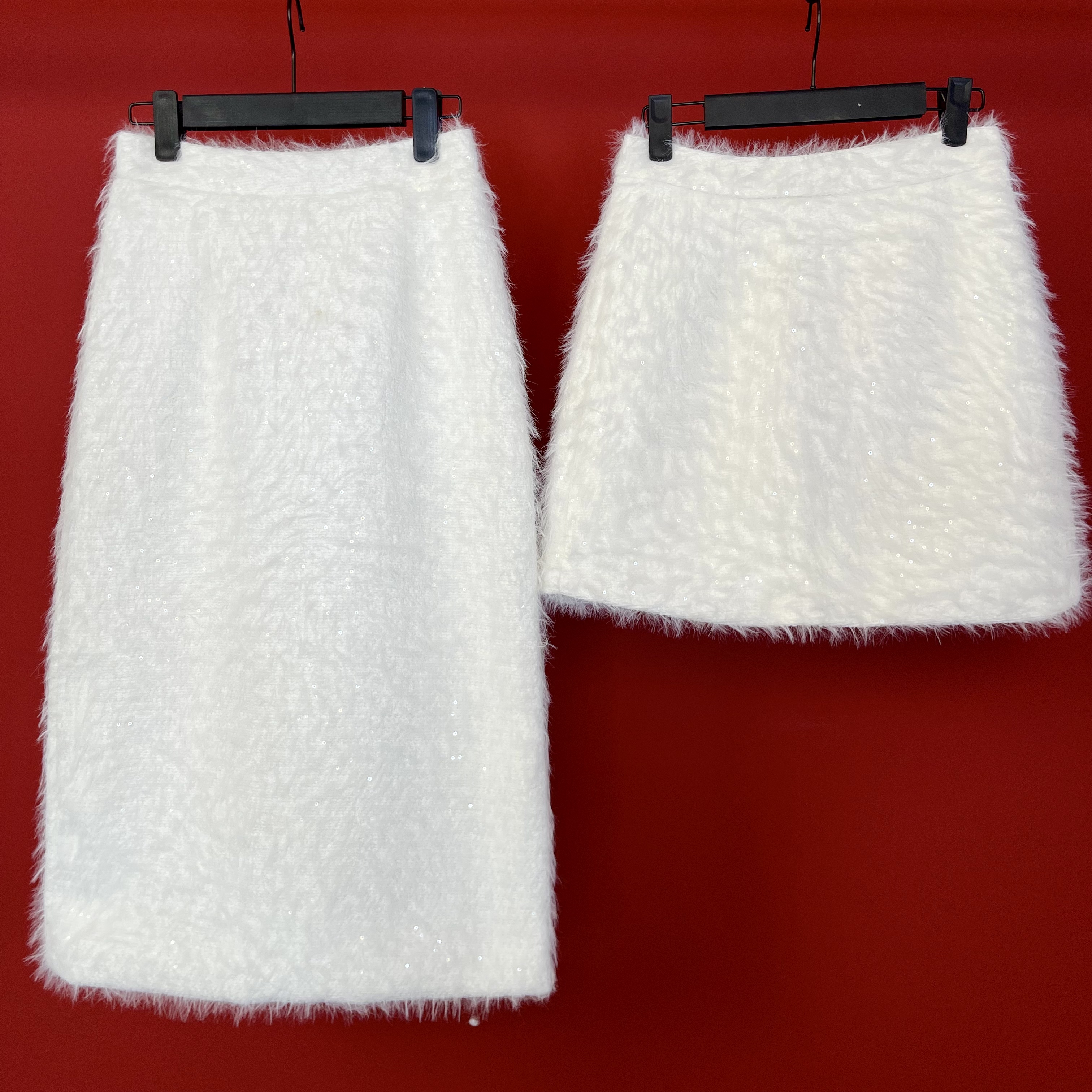 【冬季加厚】百搭白色毛毛新款轻奢小香风气质显瘦修身高腰裙短裙女