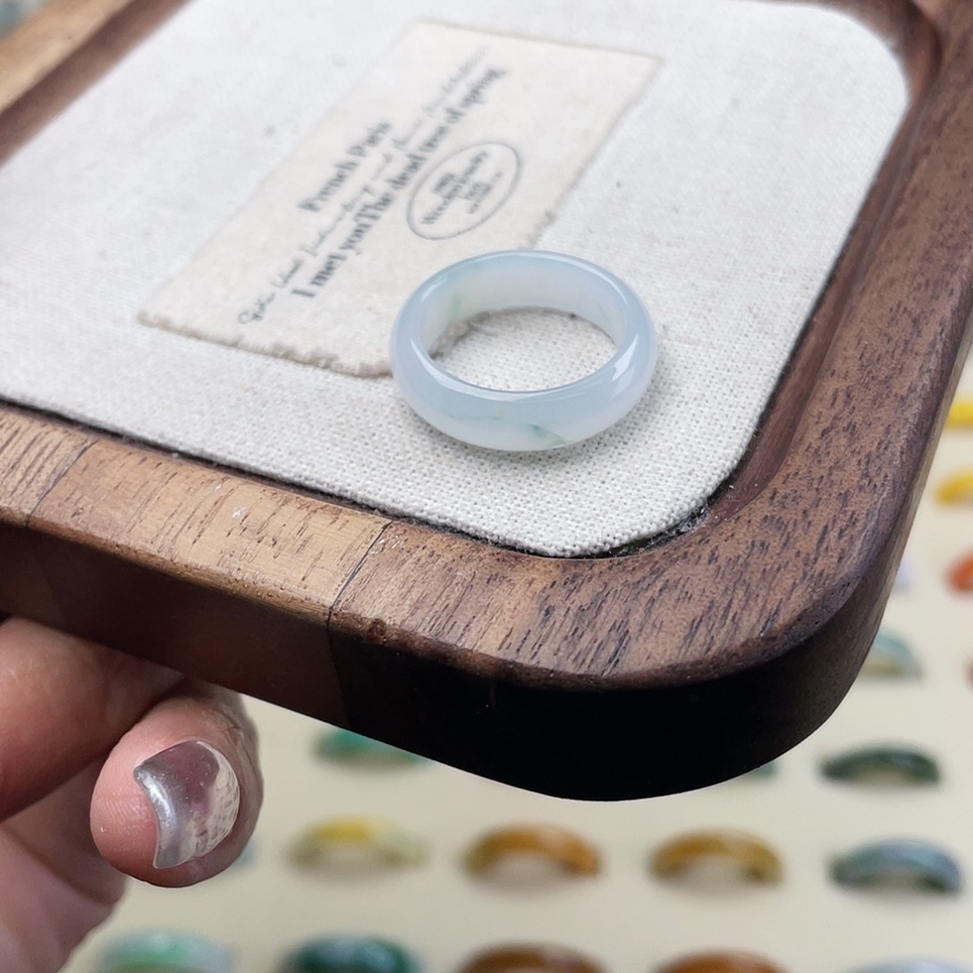 翡翠戒指未镶嵌8 号港 14.15