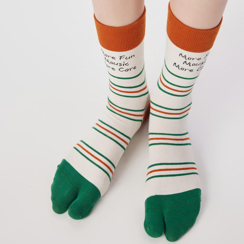 [喵友家]女春秋个性设计感条纹撞色中筒袜日系简约分趾透气木屐袜
