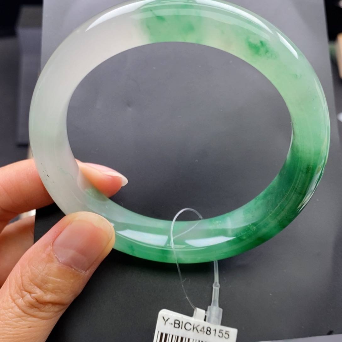 石英质玉手镯未镶嵌?***?