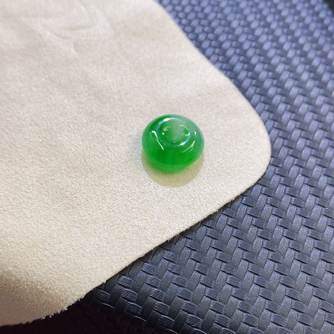 未镶嵌挂件翡翠绿扣子