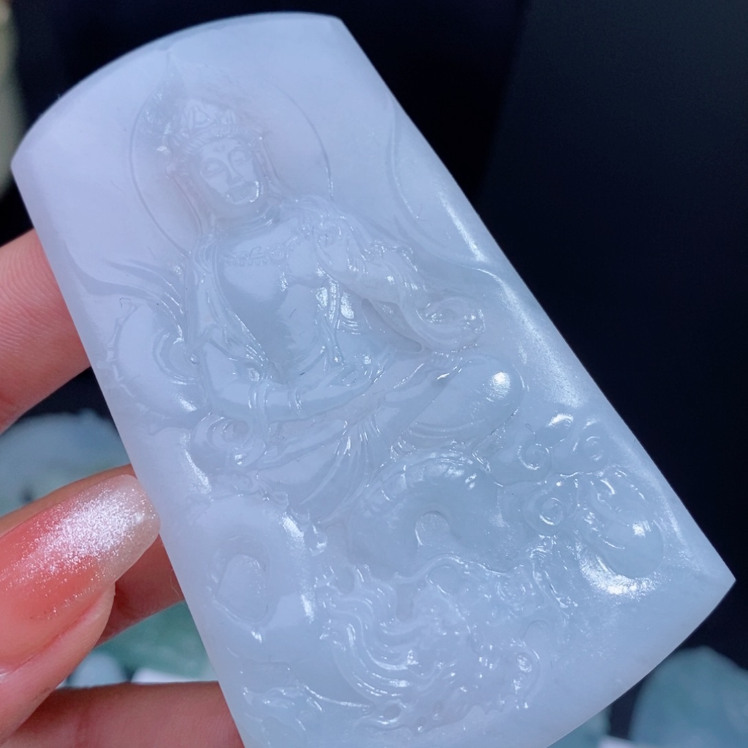 定制翡翠吊坠未镶嵌