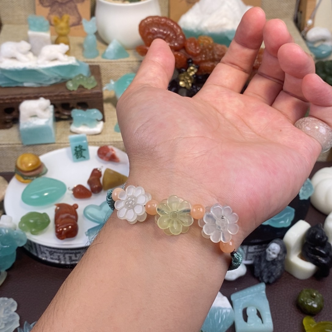 合金蛇纹石玉颈饰