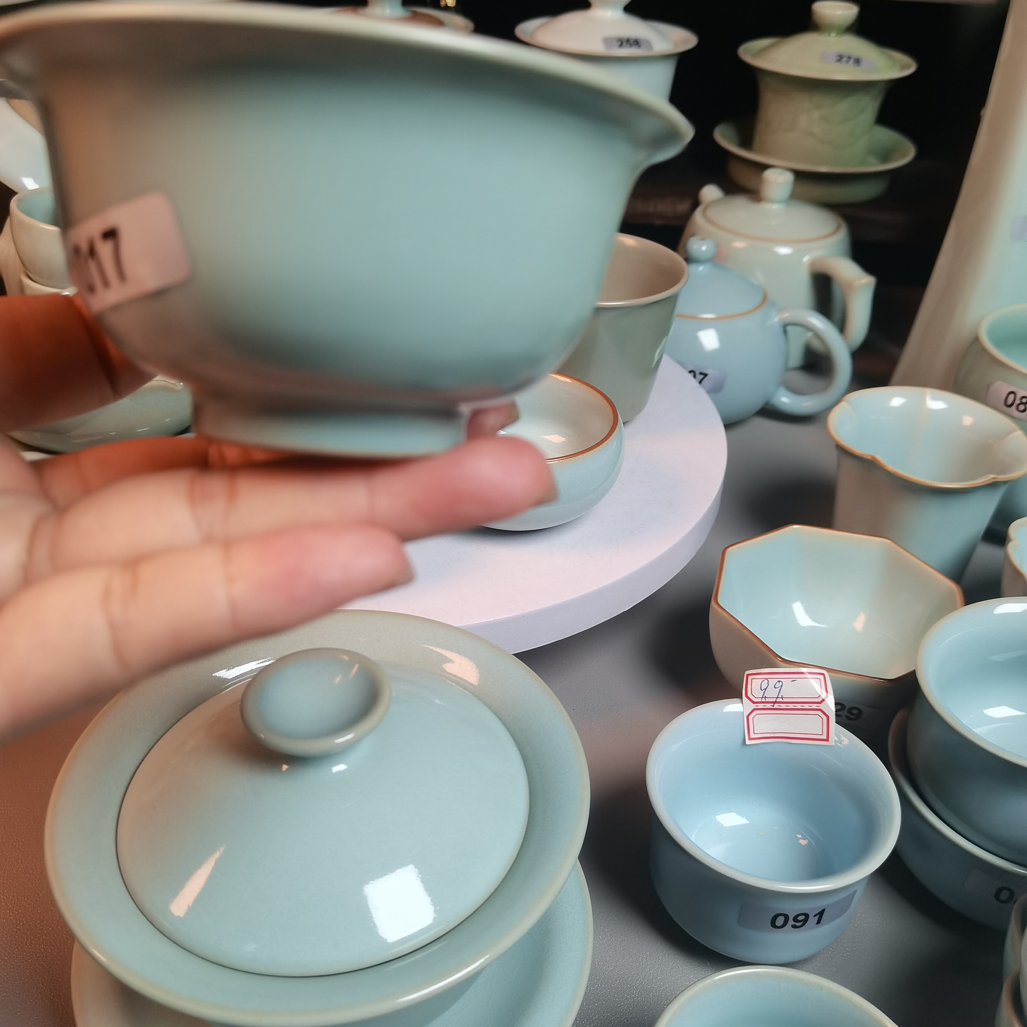 微多力•瓷空间   清凉寺布拖老师仿古压手杯无礼盒