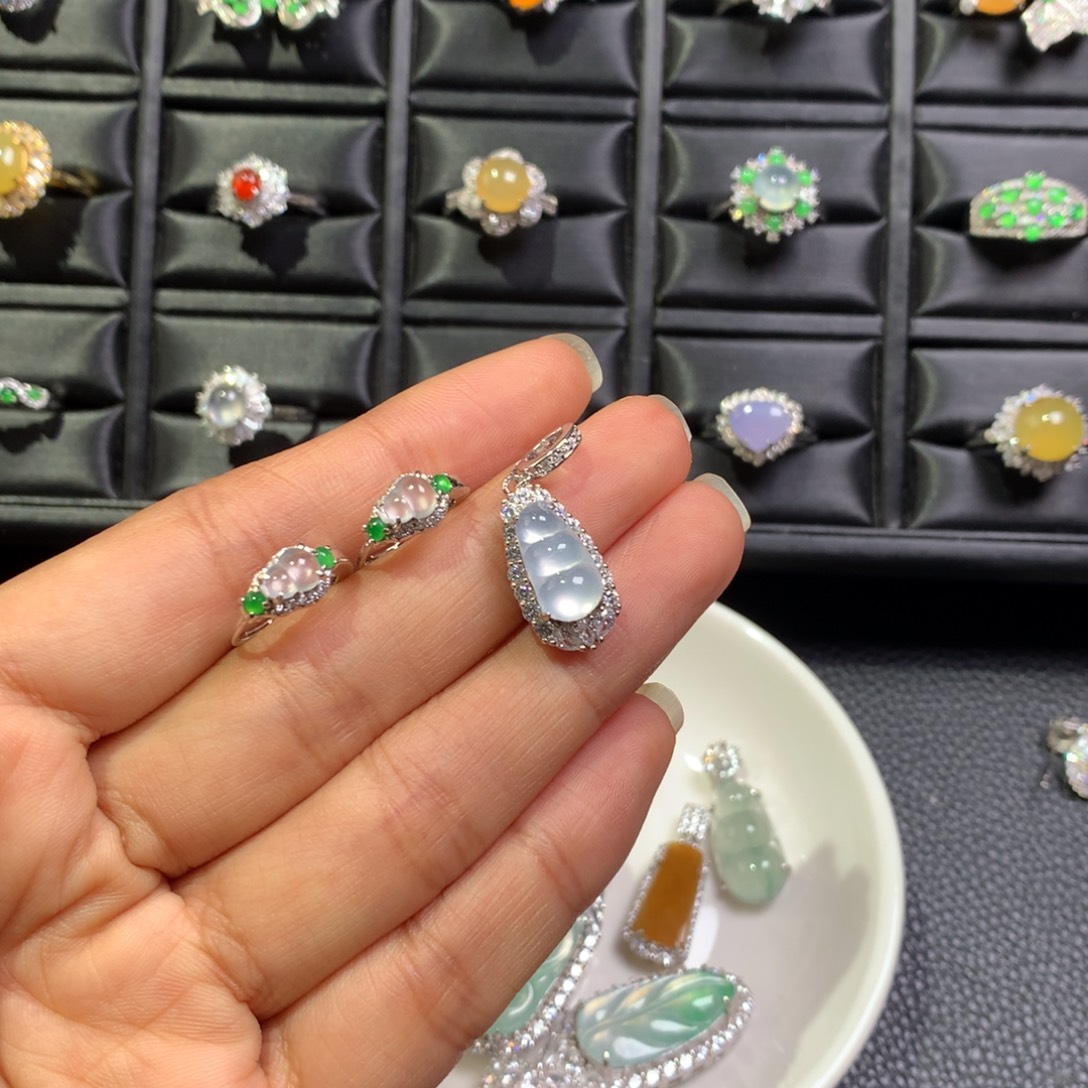 购***狂翡翠银S925镶嵌耳饰