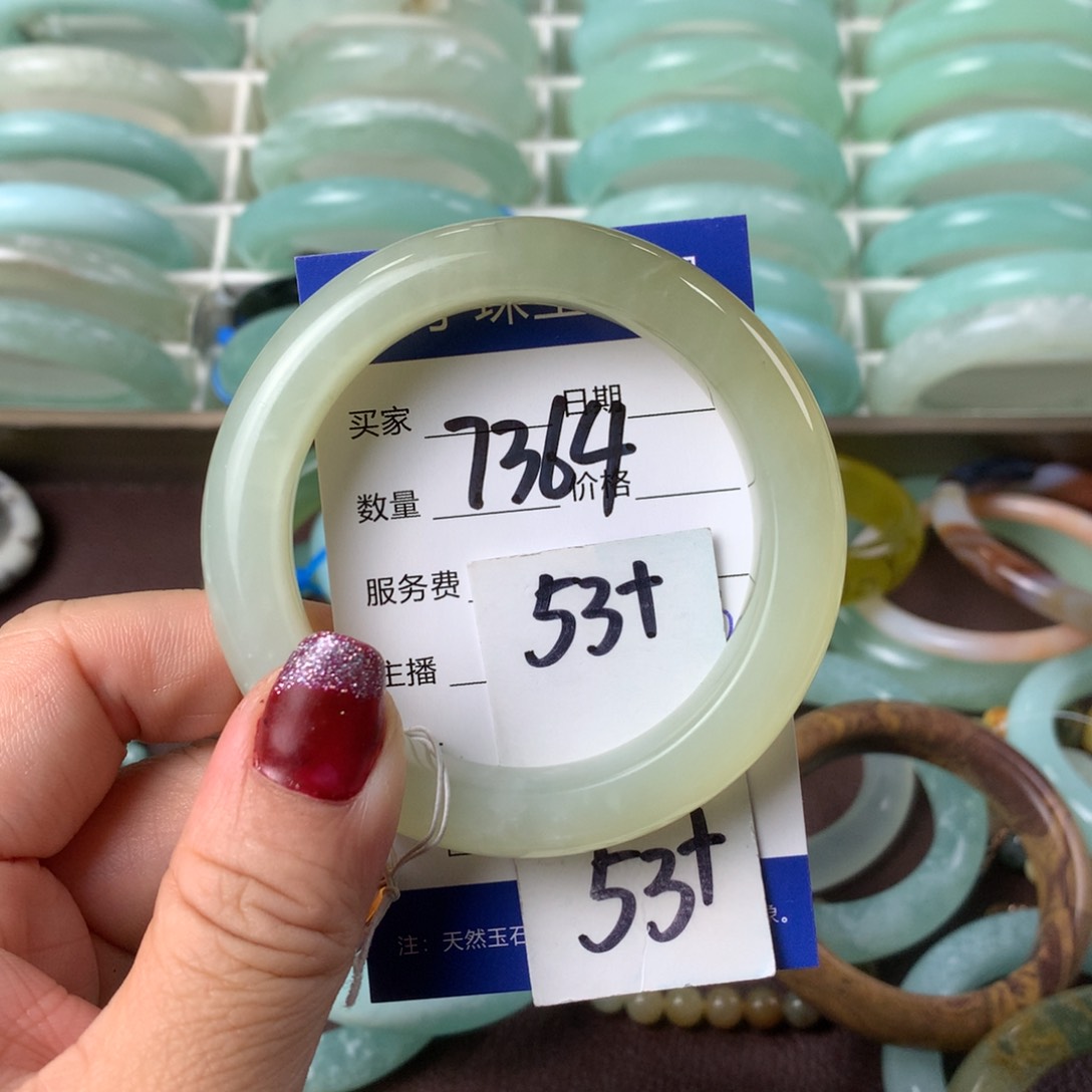 蛇纹石玉手镯未镶嵌7364