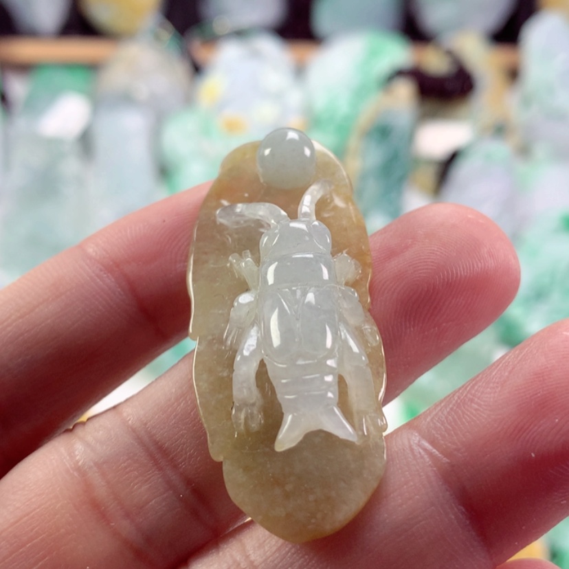 【闪购商品】翡翠吊坠(不含链)未镶嵌