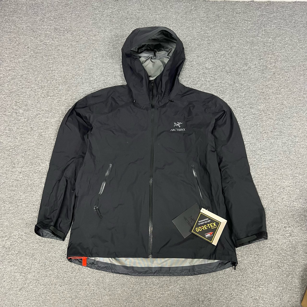 99新 ARC'TERYX/始祖鸟 Beta LT Groe-tex 防水冲锋衣 XXL码