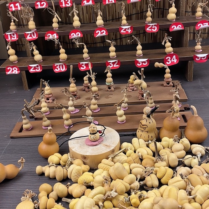 七****好咯也许是咯哦小心翼翼15