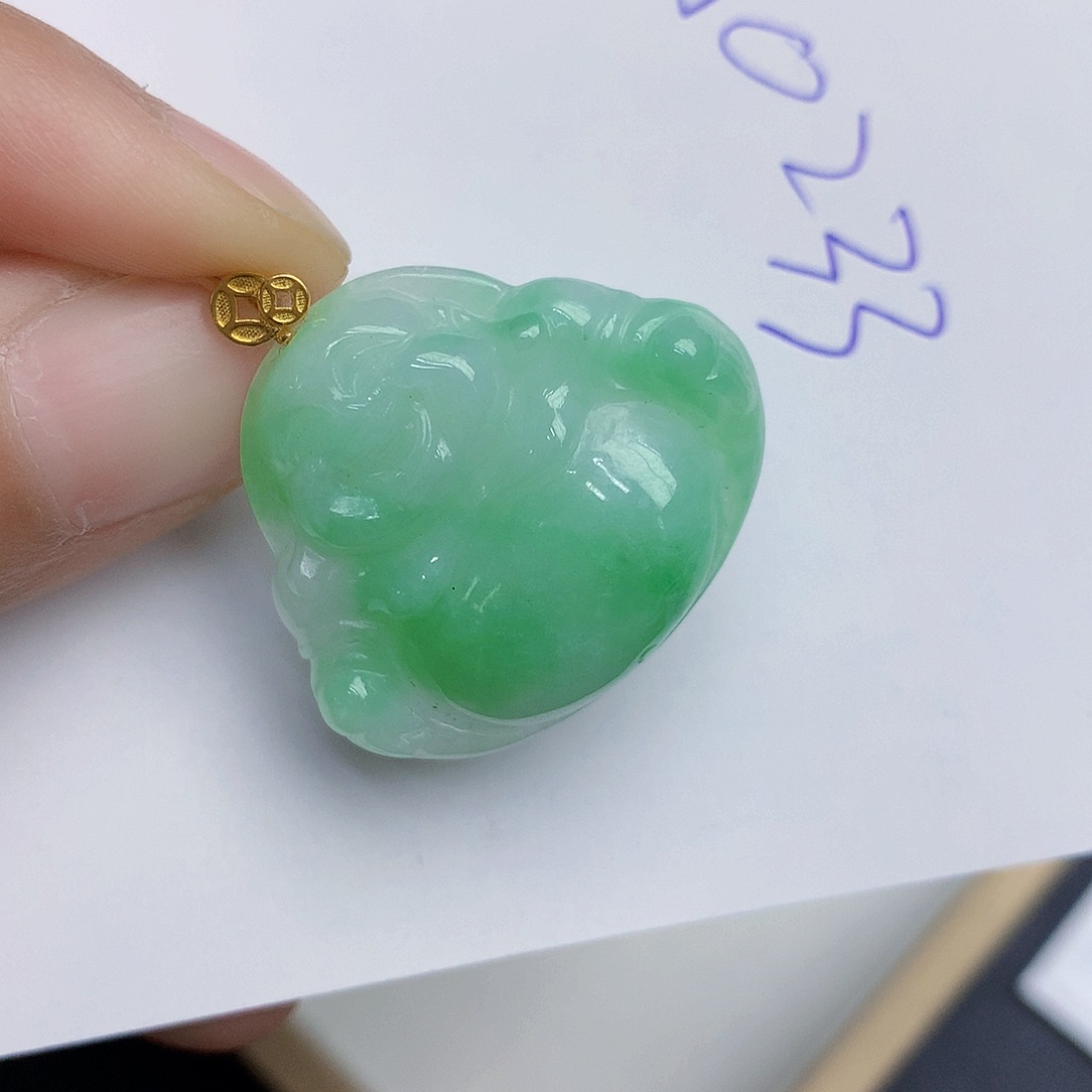 翡翠颈饰18K金镶嵌wetyuh