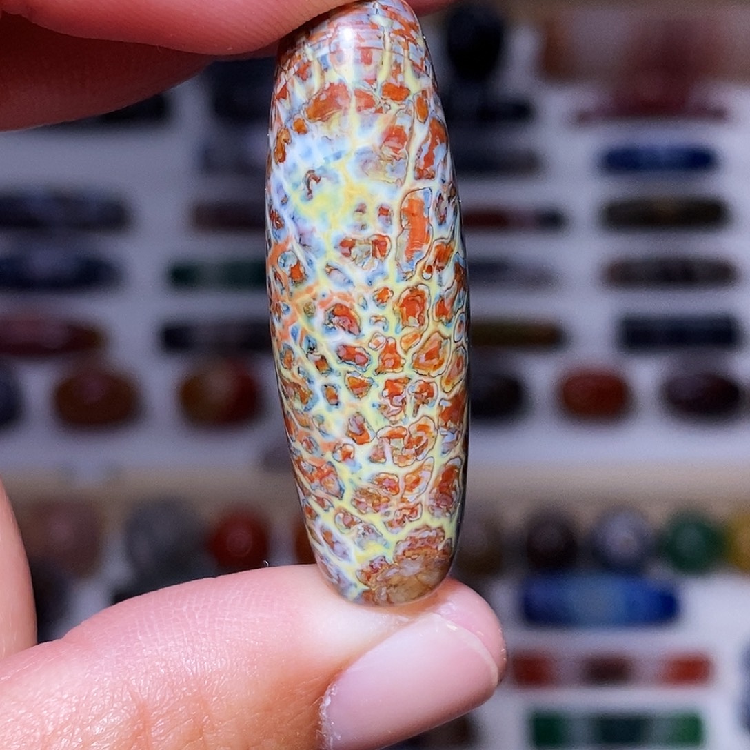 玉***龙玛瑙未镶嵌吊坠….