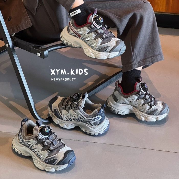 儿童旋转扣冬季新款加绒防滑时尚潮流运动鞋