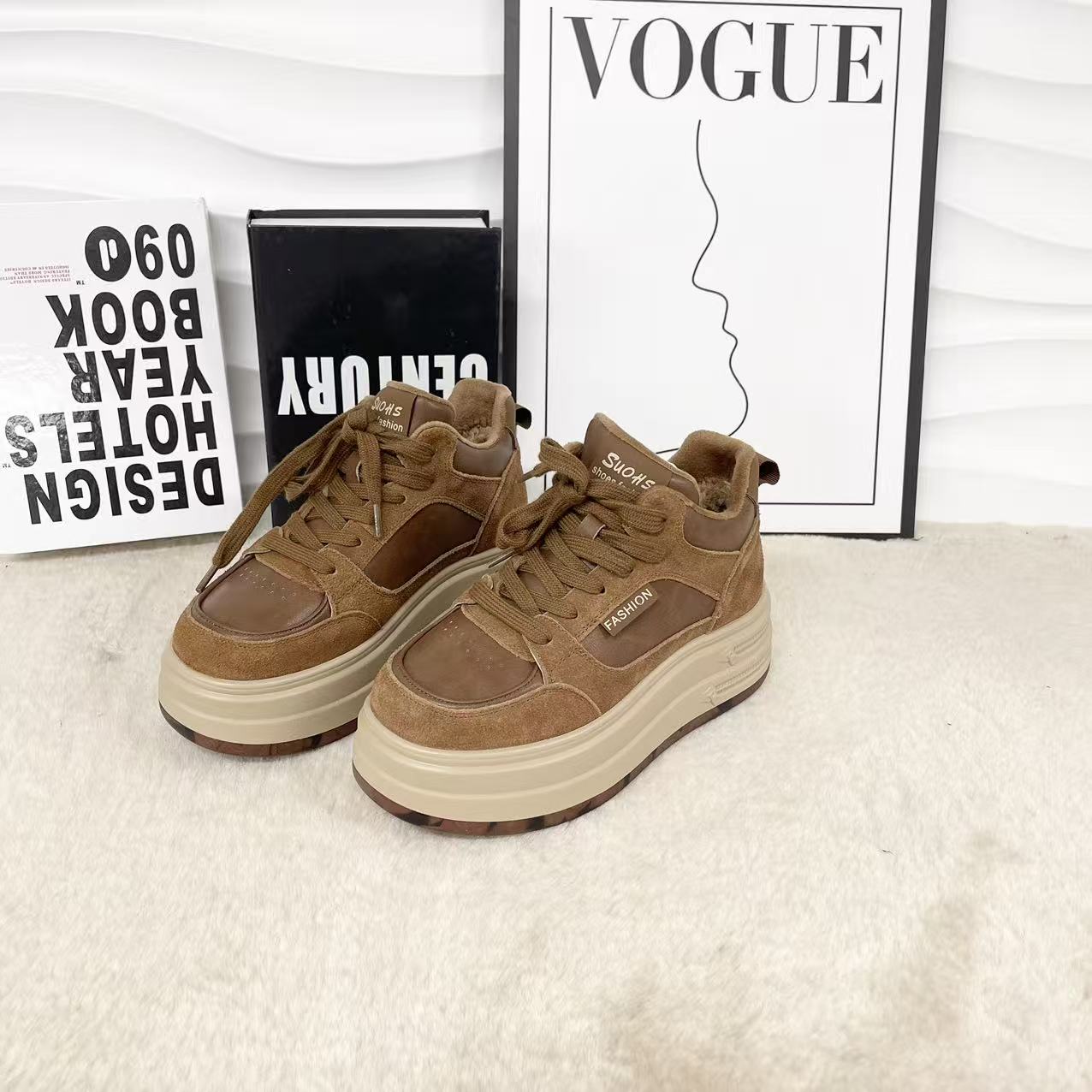 新款气质百搭潮流女士{大棉}时尚休闲鞋/GXL/G3588-1