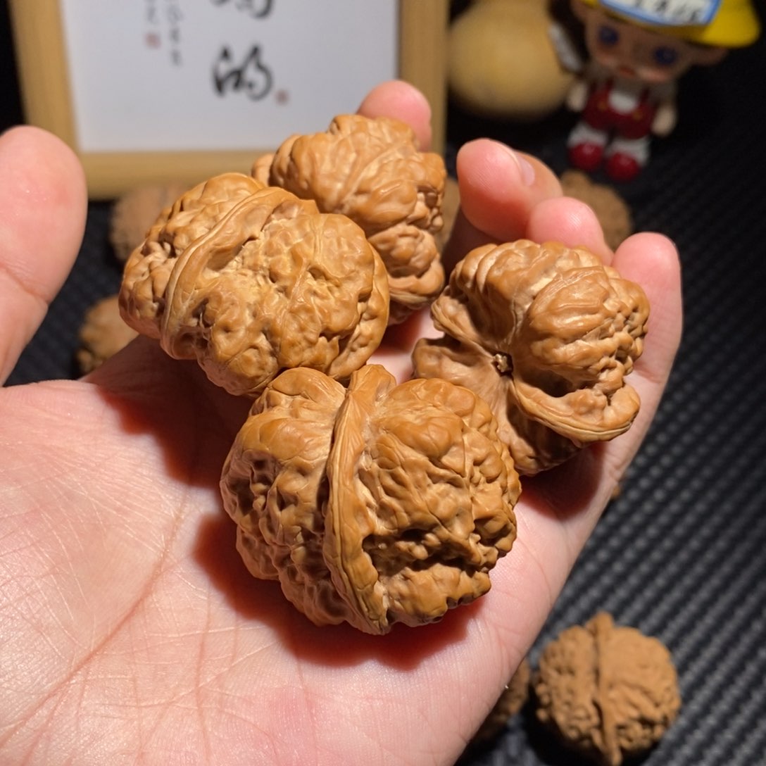 文玩核桃把件七*蛤蟆头