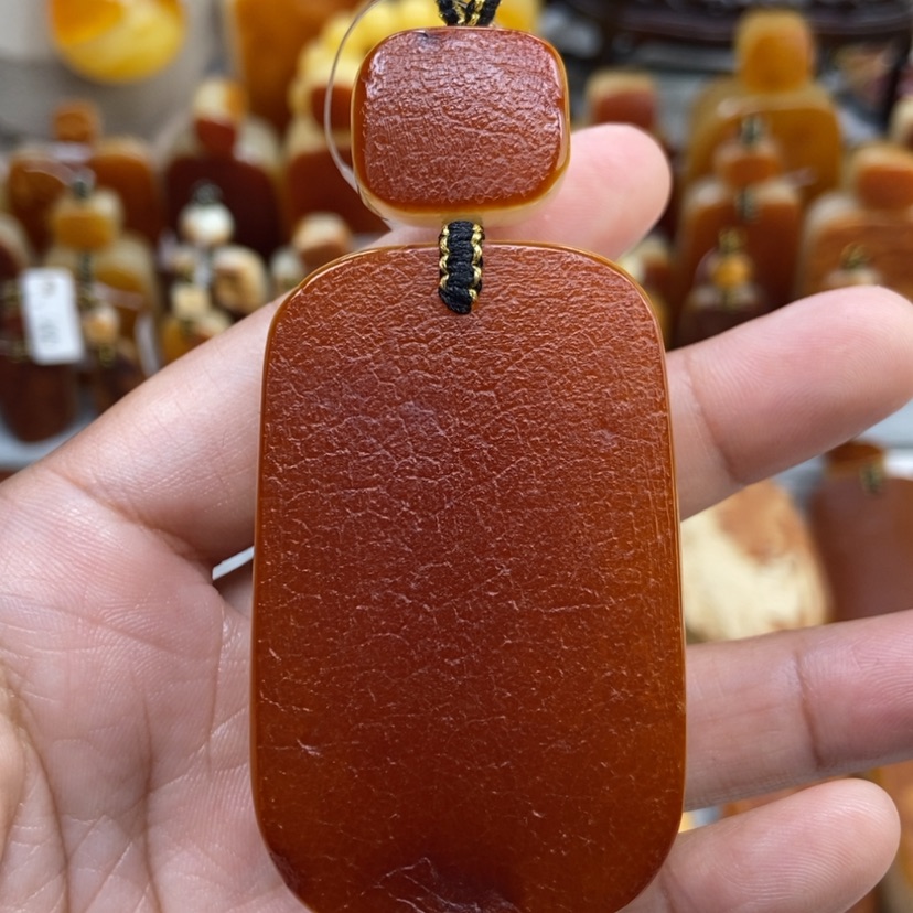 【闪购商品】琥珀颈饰未镶嵌