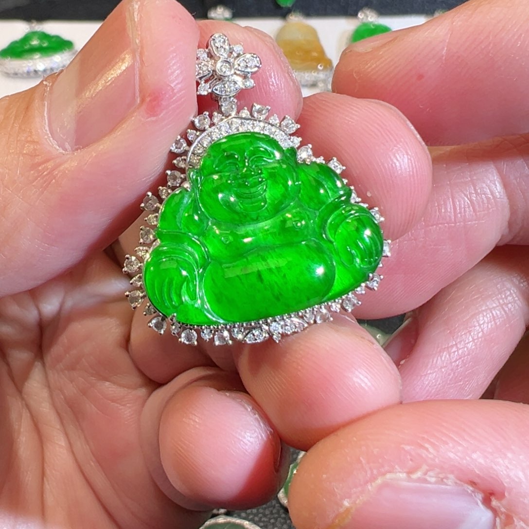 【闪购商品】翡翠吊坠(不含链)18K金镶嵌