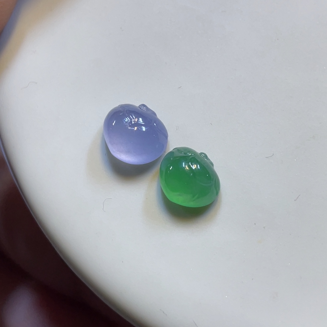 颈饰未镶嵌翡翠桃子