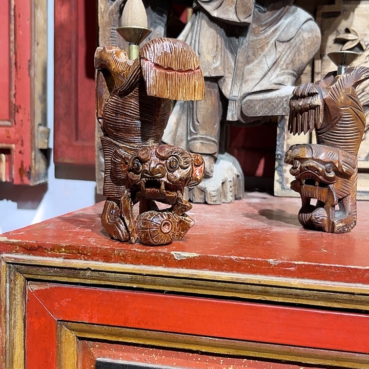 吕***赵陶瓷古色古香精品木雕