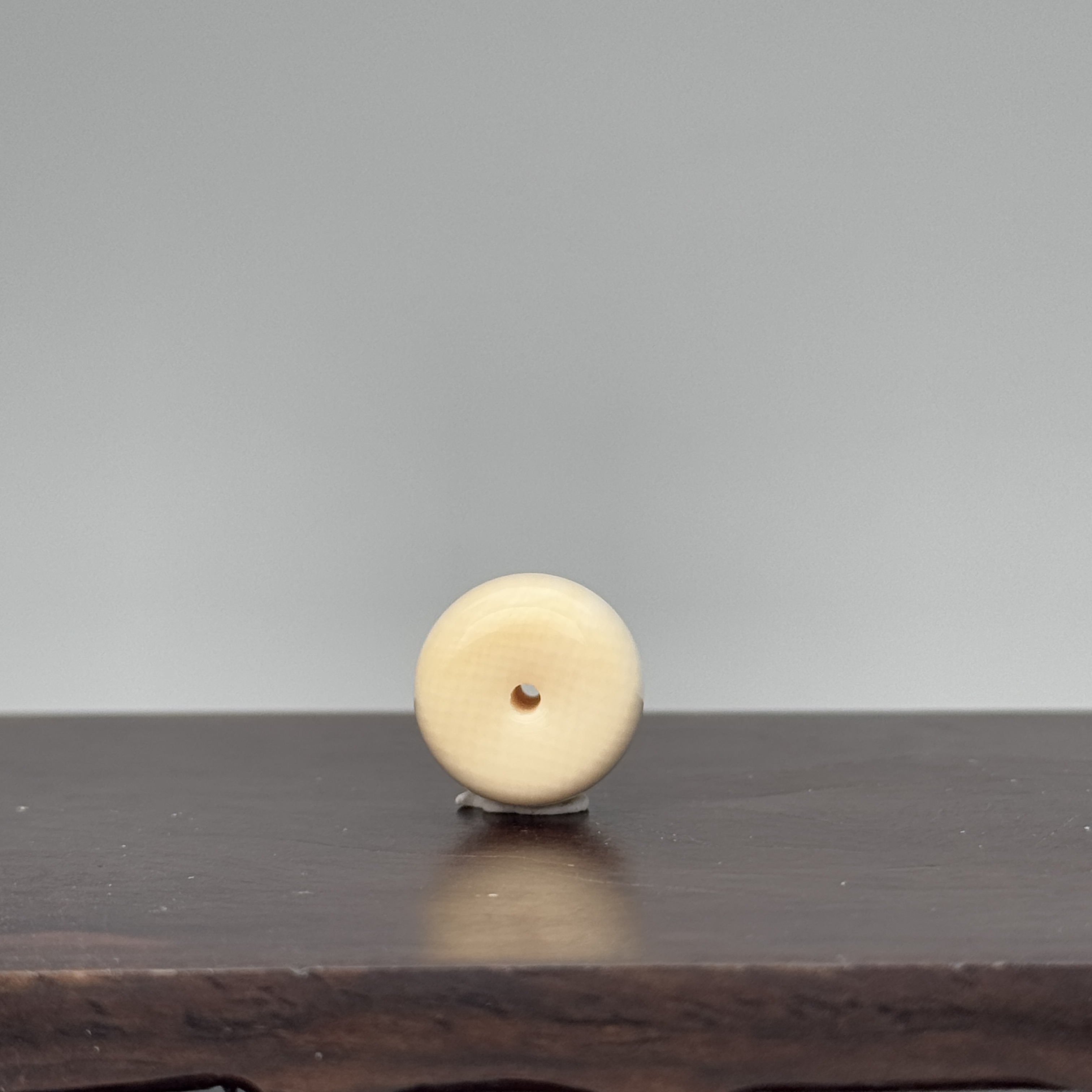 DEZHI/德志14*10mm2.4g小墩子平安扣吊坠天然猛犸牙K134