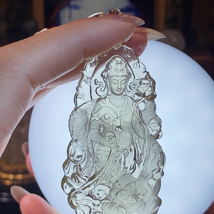 中***官颈饰水晶未镶嵌吊坠