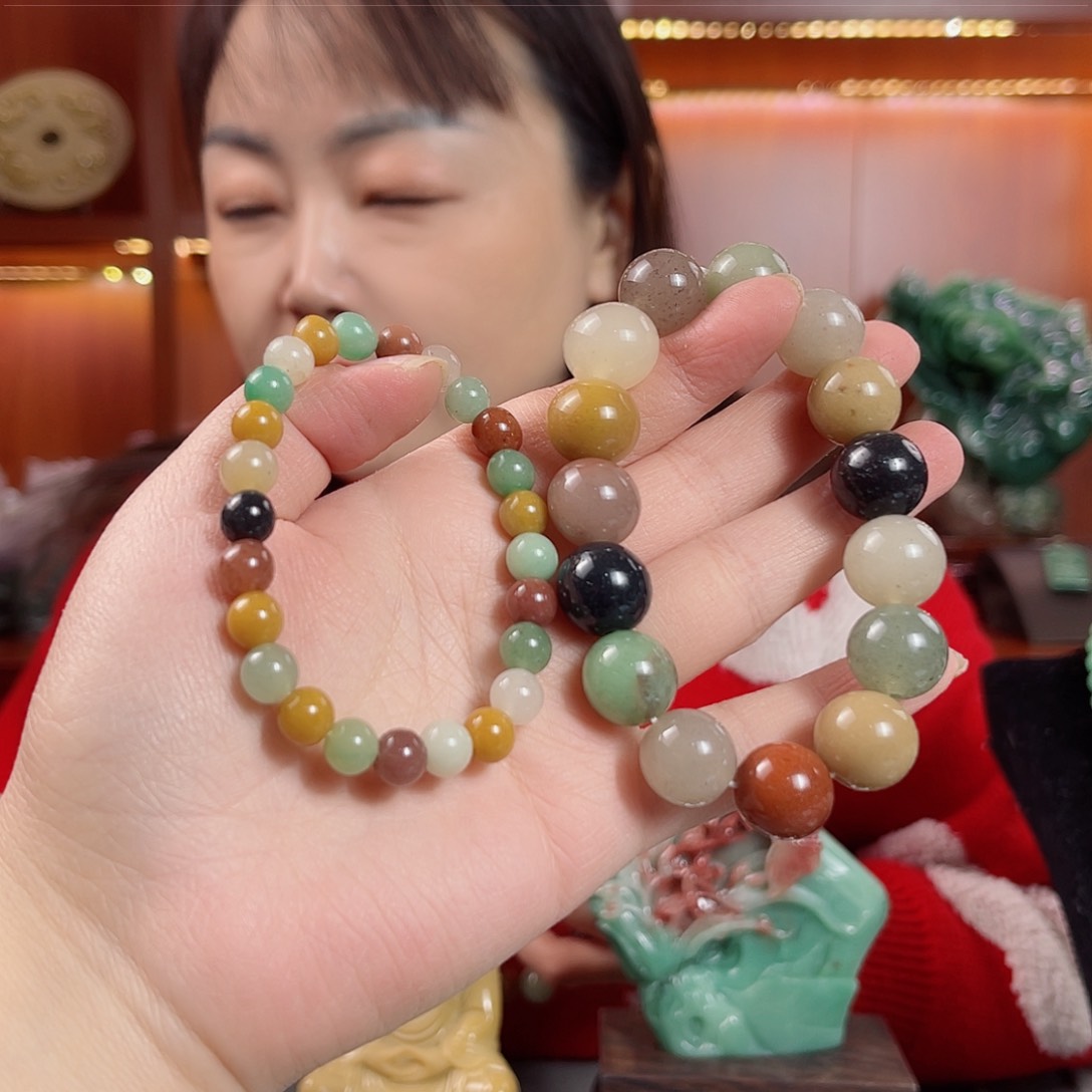 密玉（石英质玉）颈饰未镶嵌