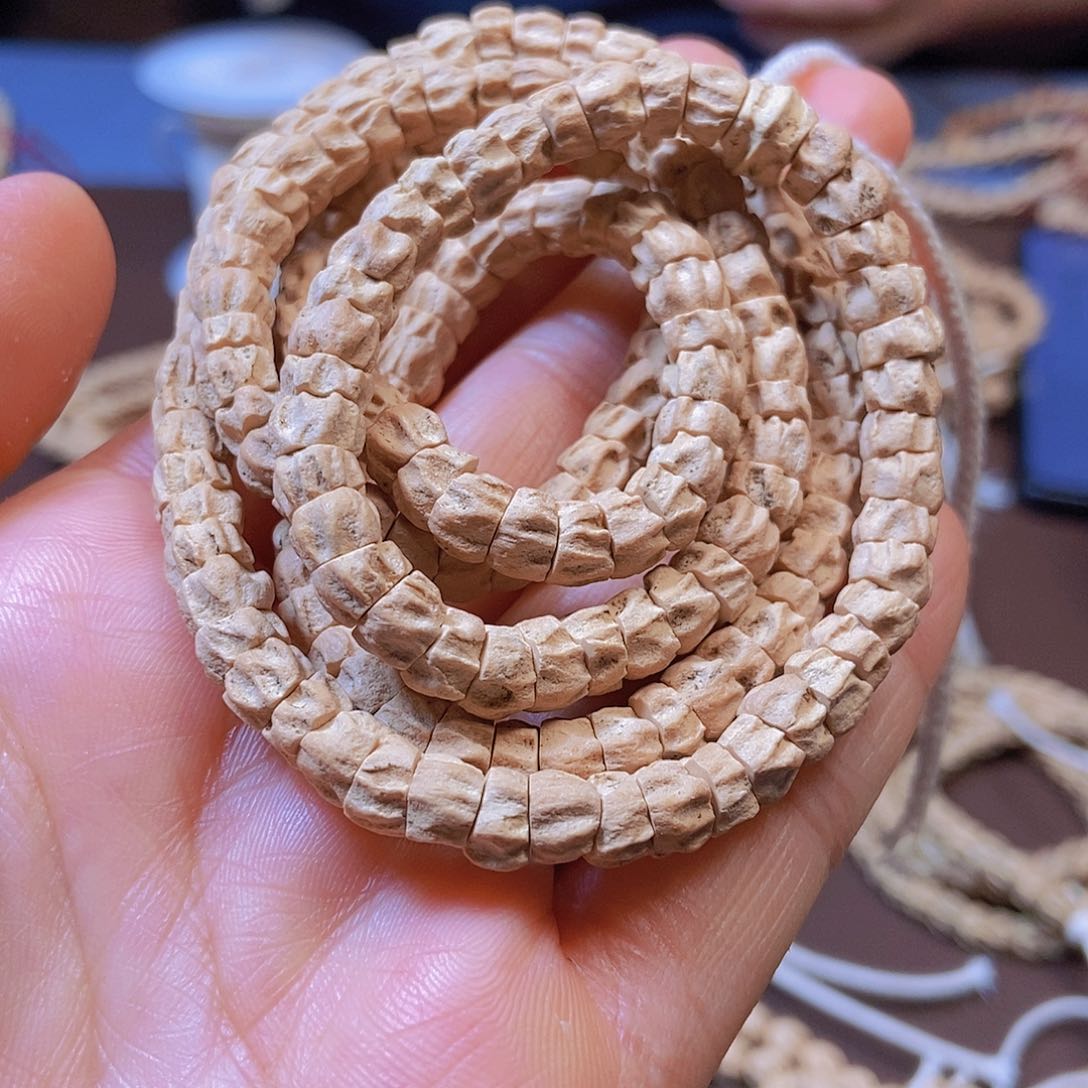 柏香籽/百香籽吊坠