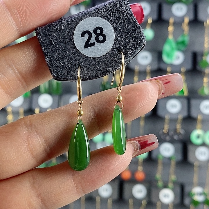 和田玉耳饰18K金镶嵌