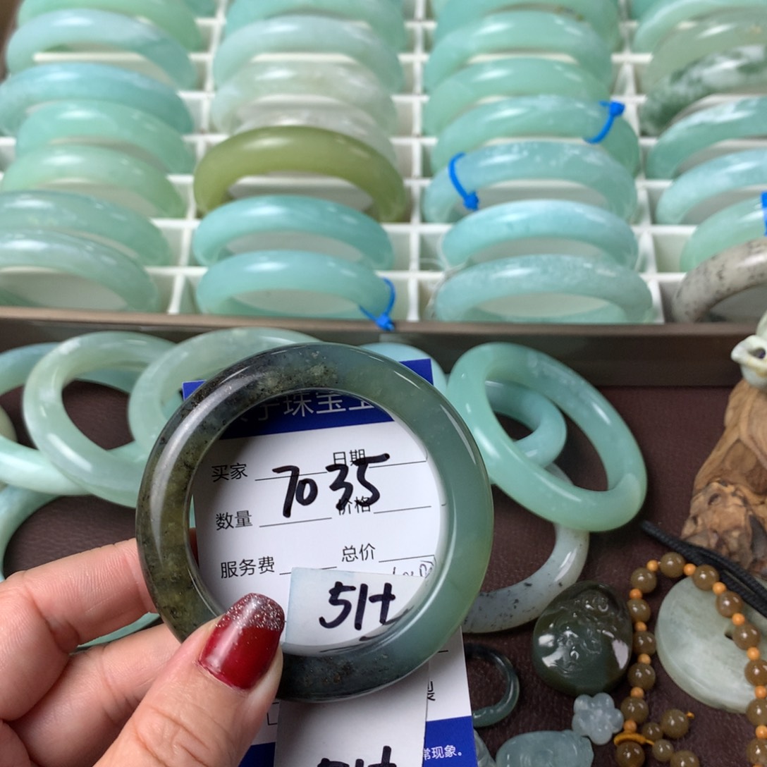 蛇纹石玉手镯未镶嵌7035