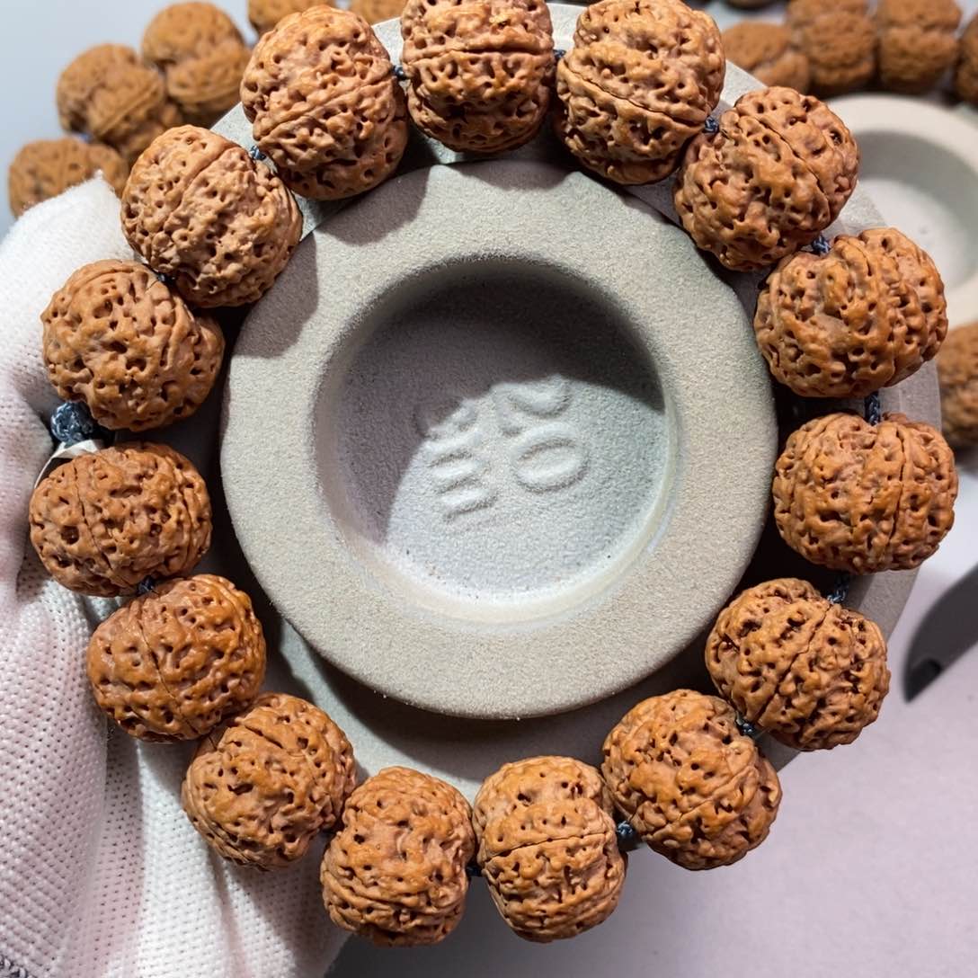 金刚菩提吊坠龙猪蜂王20