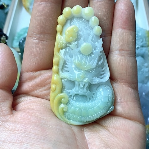 翡翠颈饰未镶嵌天然缅甸翡翠a货