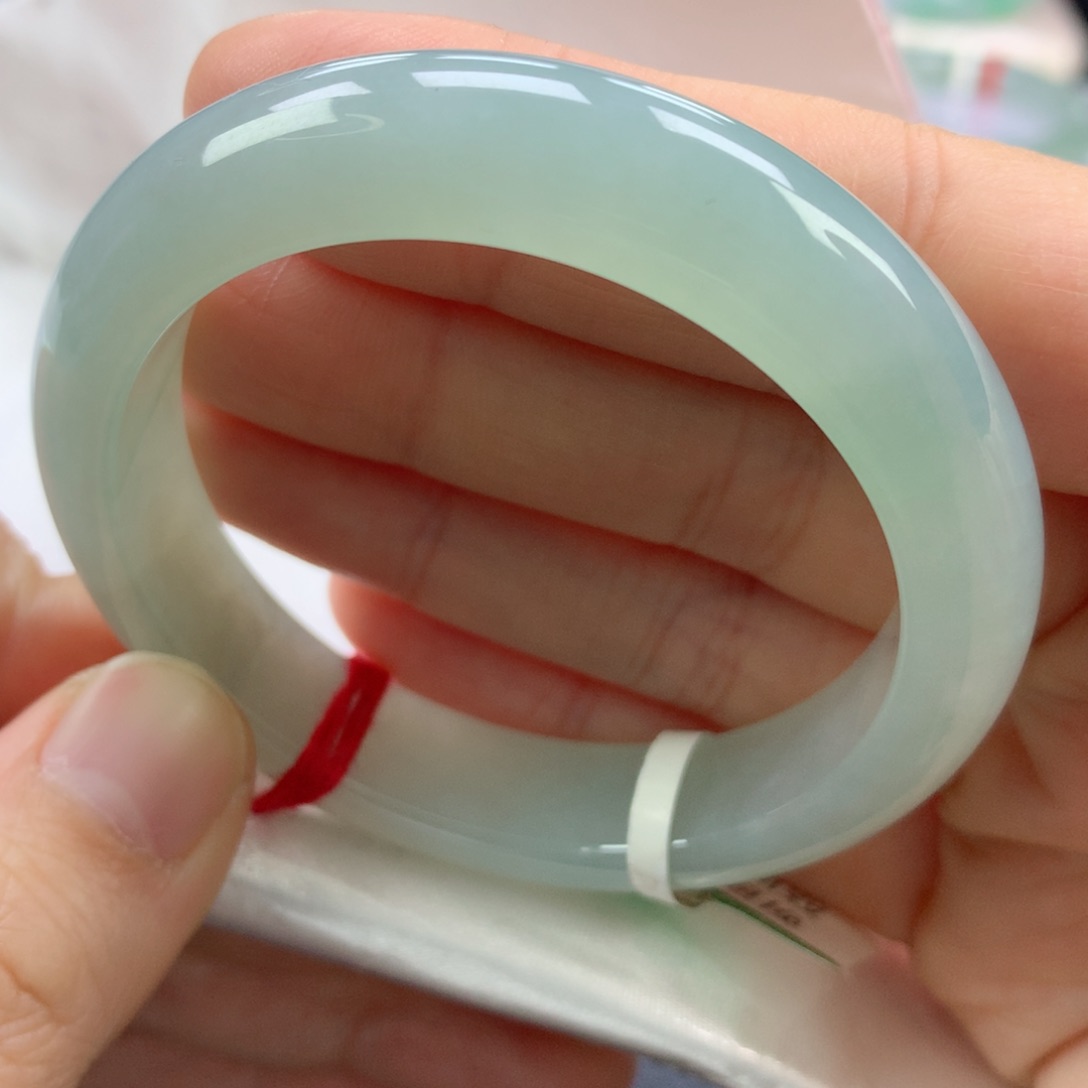 翡翠手镯未镶嵌52正