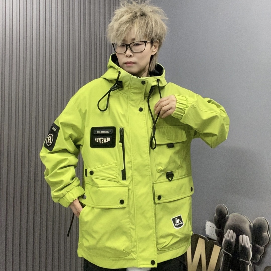 2521男女生潮牌夹克连帽时尚户外休闲潮流防风春季保暖情侣外套